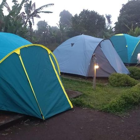 The Gate Rinjani Hotel Sajang ภายนอก รูปภาพ